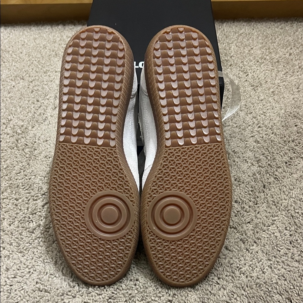 ALOHAS White Cream Sneakers - Picture 7 of 8